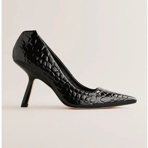 Reformation Skylar Pump Heels Black Croc 7.5